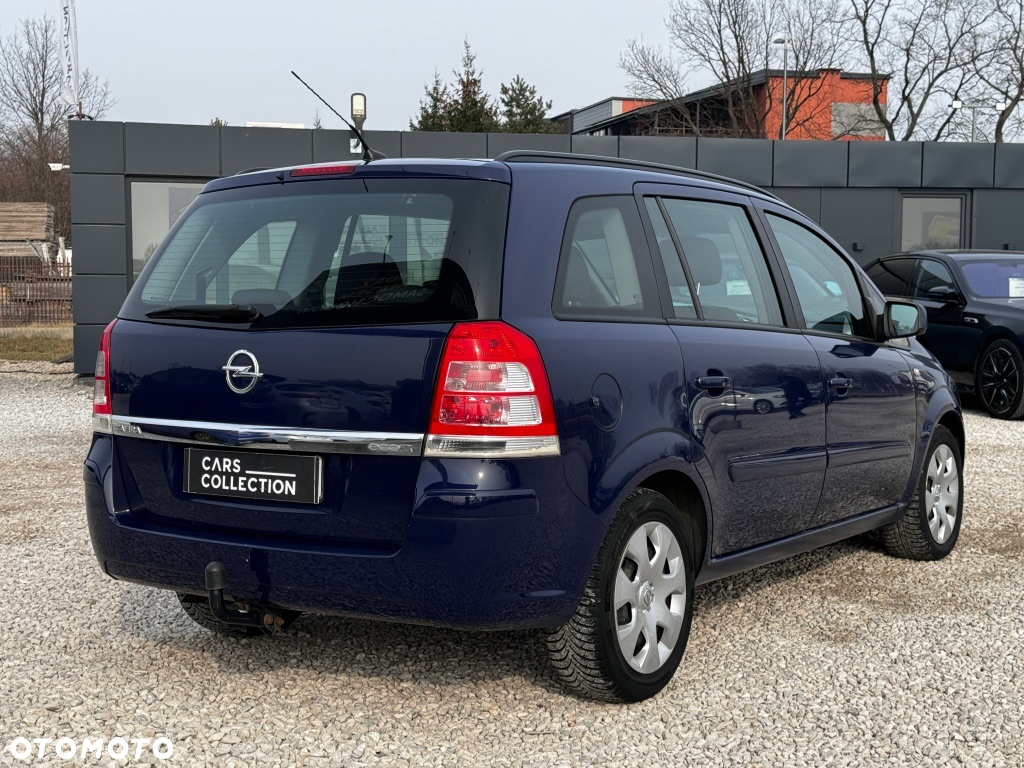 Opel Zafira - 4