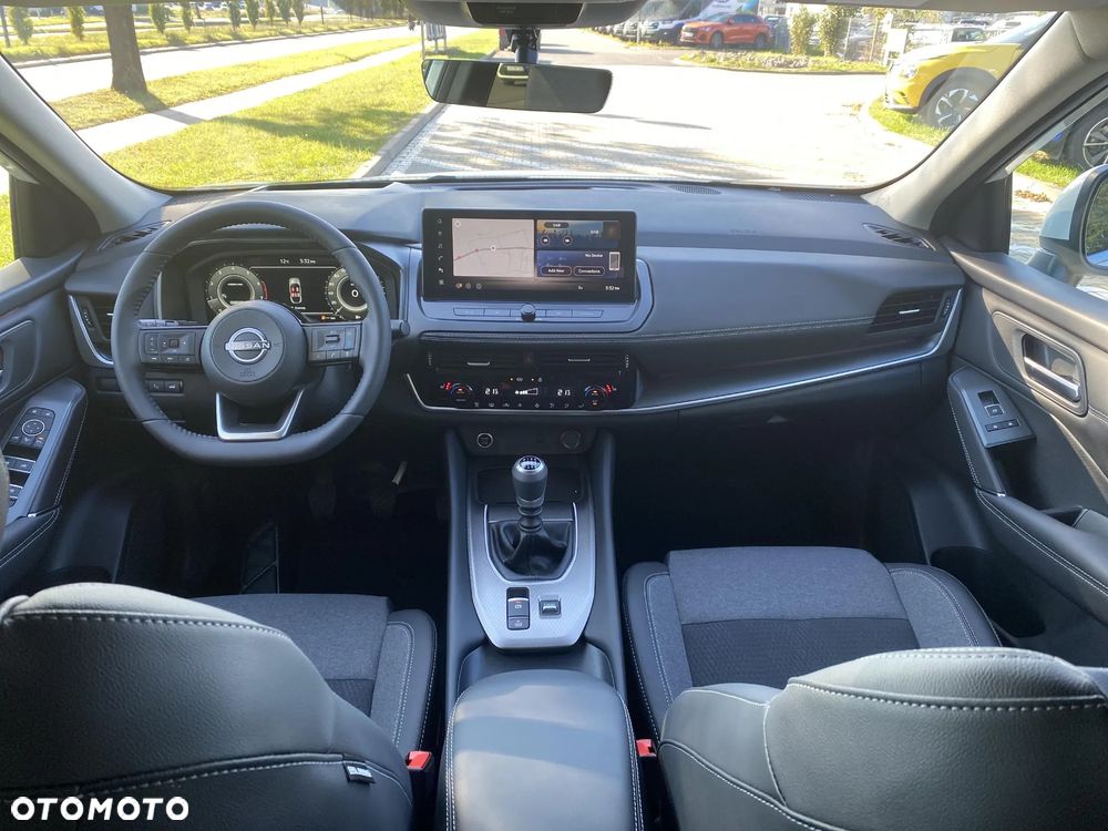 Nissan Qashqai 1.3 DIG-T mHEV N-Connecta - 25