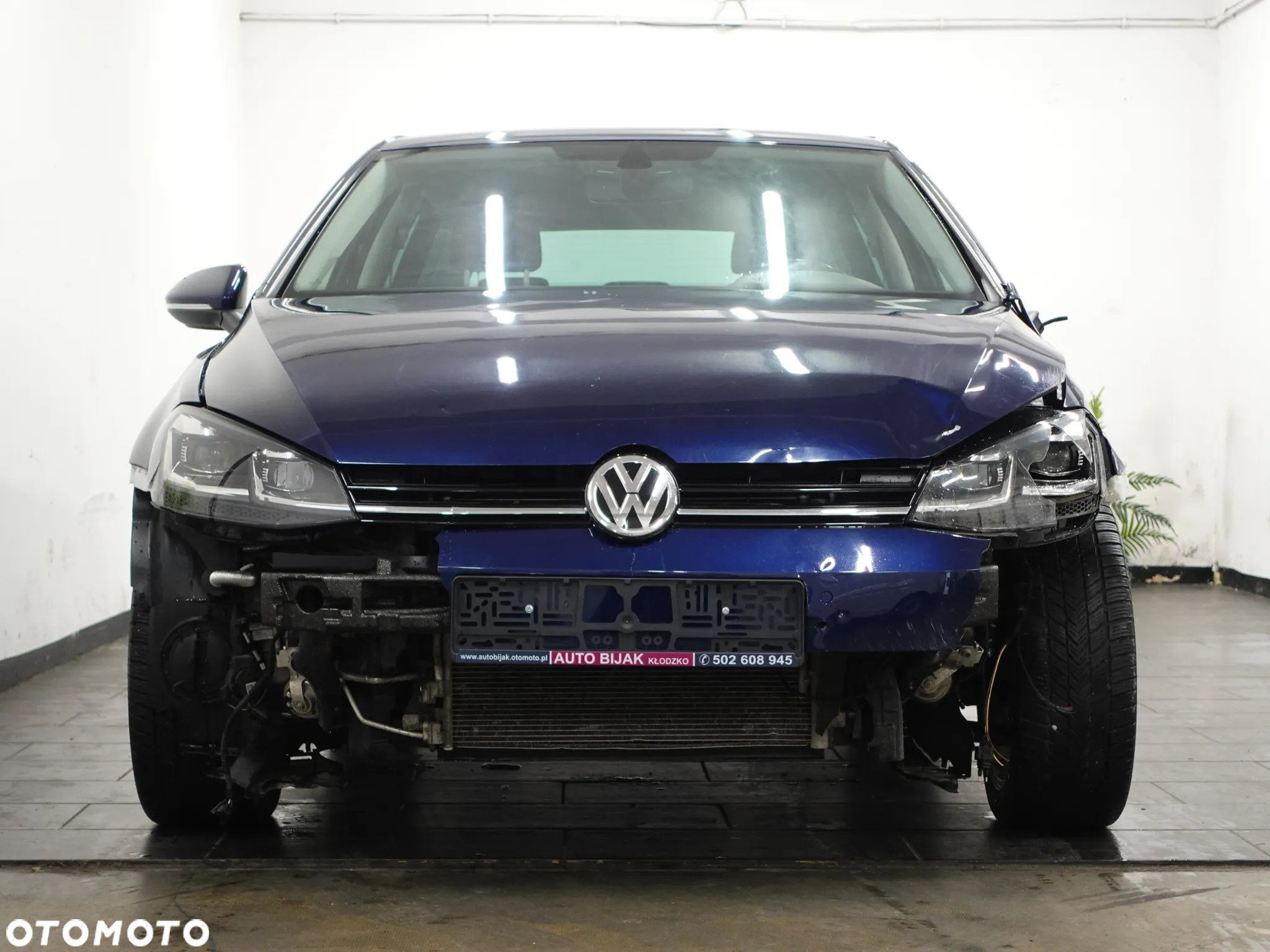 Volkswagen Golf 2.0 TDI SCR Highline - 13