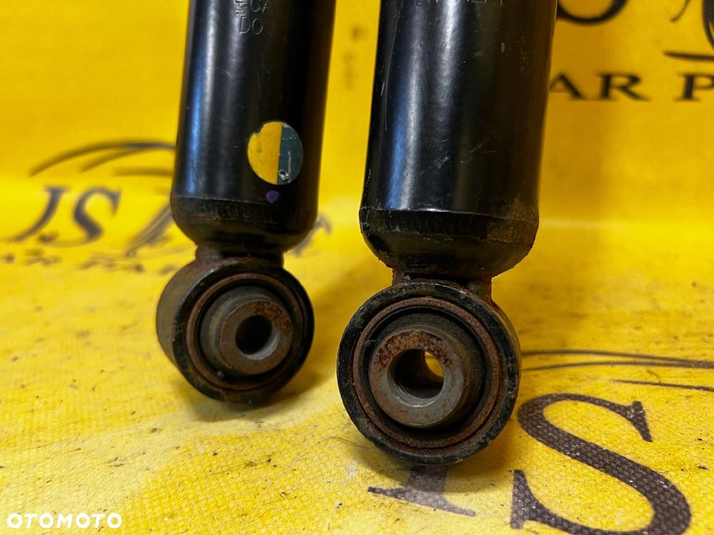 KOMPLET AMORTYZATORY TYLNE TYŁ NISSAN LEAF I 1 - 5