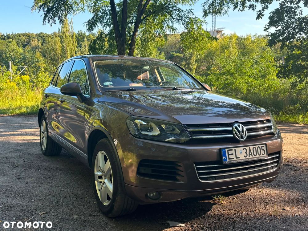 Volkswagen Touareg - 1