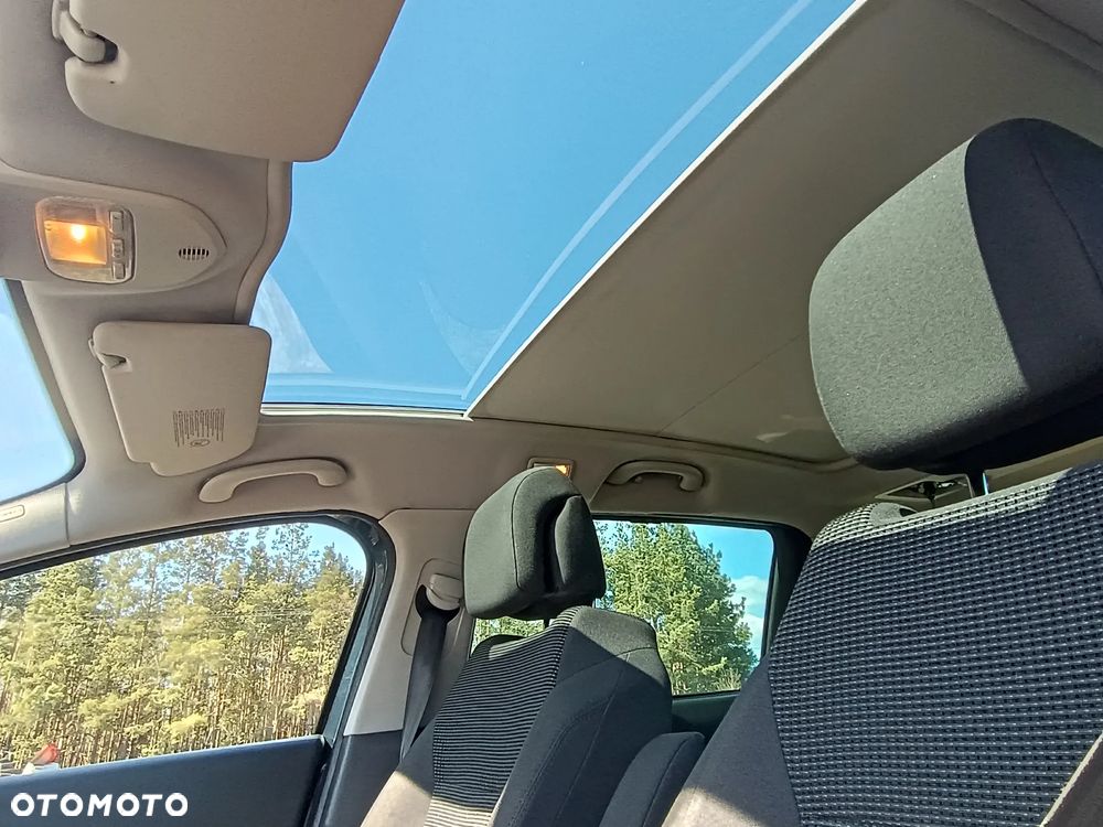 Peugeot 5008 2.0 HDi Active - 17