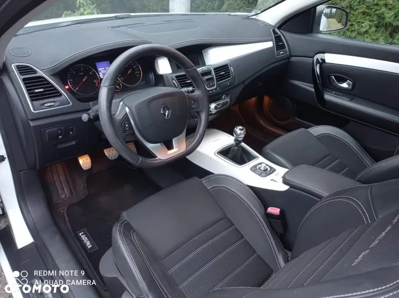 Renault Laguna Coupe dCi 150 FAP Monaco GP - 16