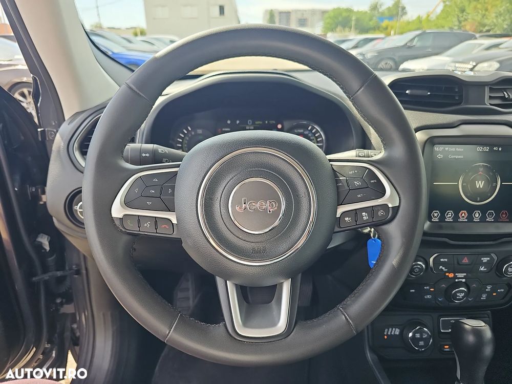 Jeep Renegade - 17
