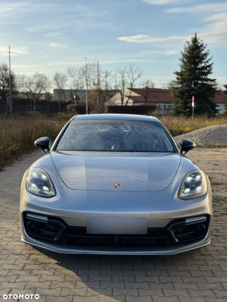 Porsche Panamera Turbo - 8