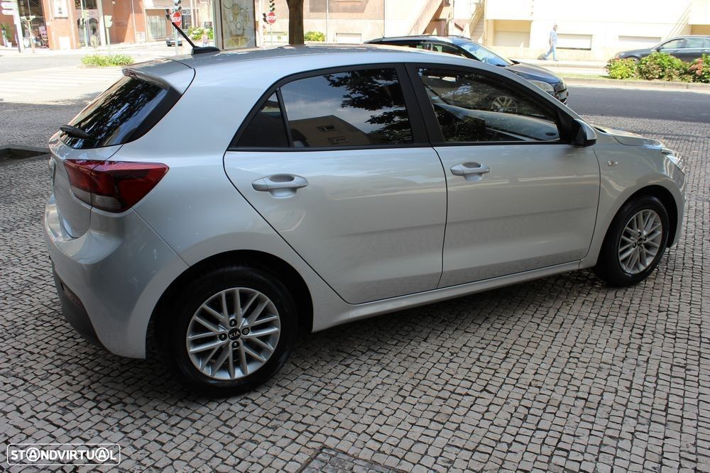 Kia Rio 1.2 CVVT Dynamic - 12