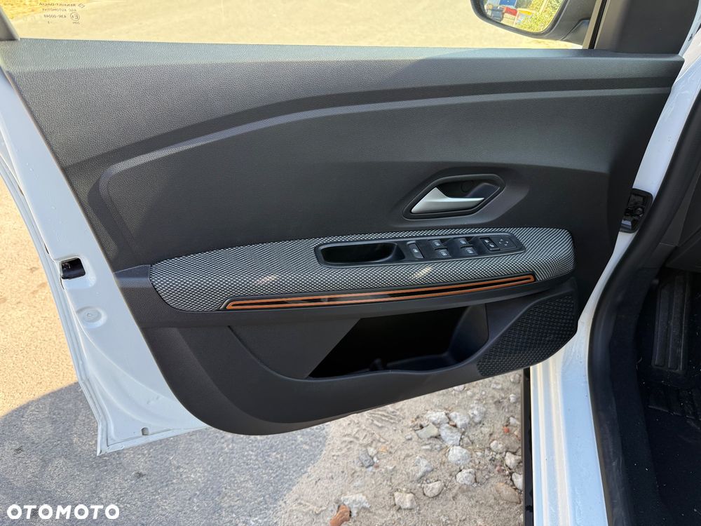 Dacia Sandero Stepway TCe 90 Expression + - 12