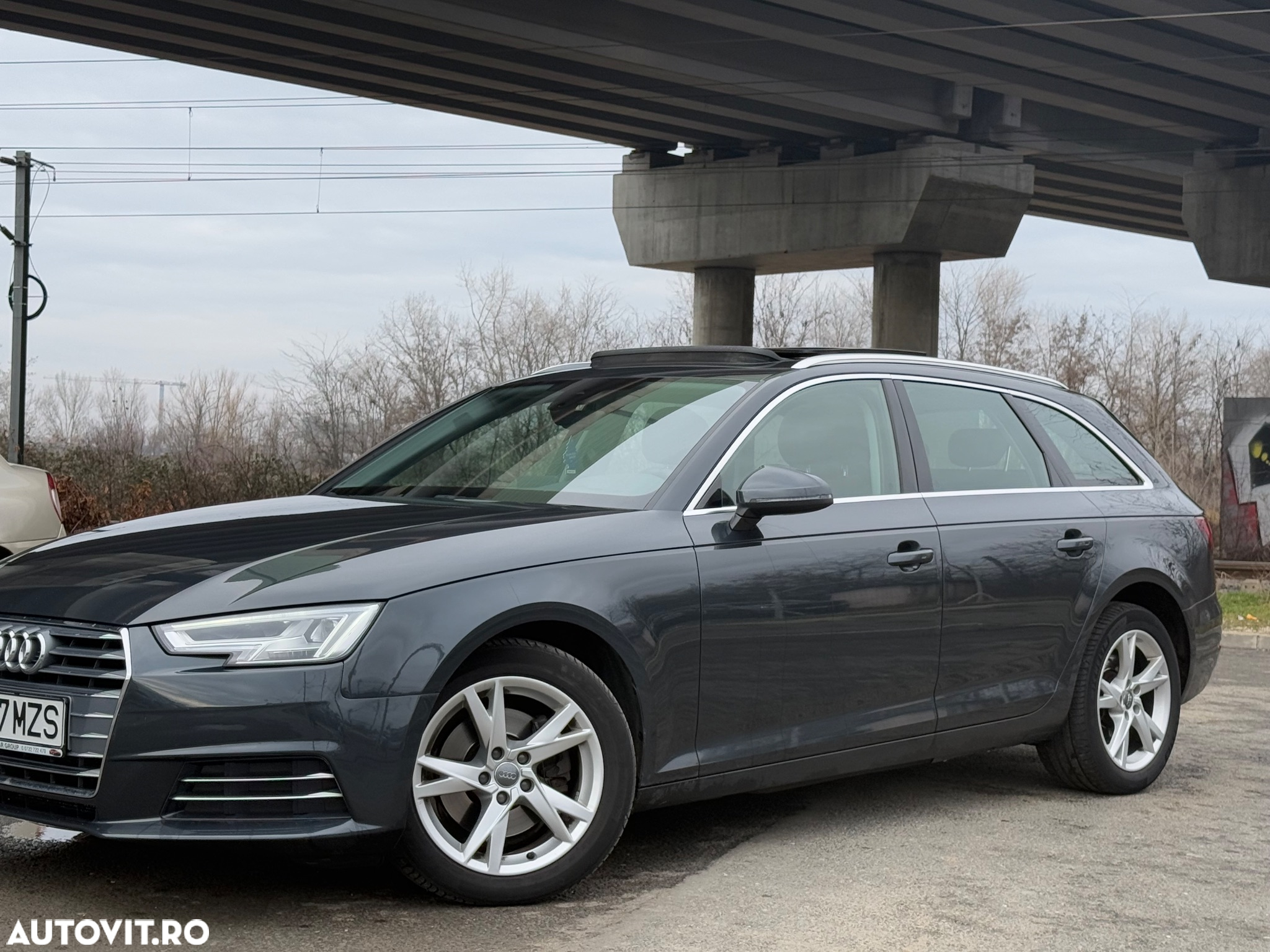 Audi A4 Avant 2.0 TDI ultra S tronic Design - 2