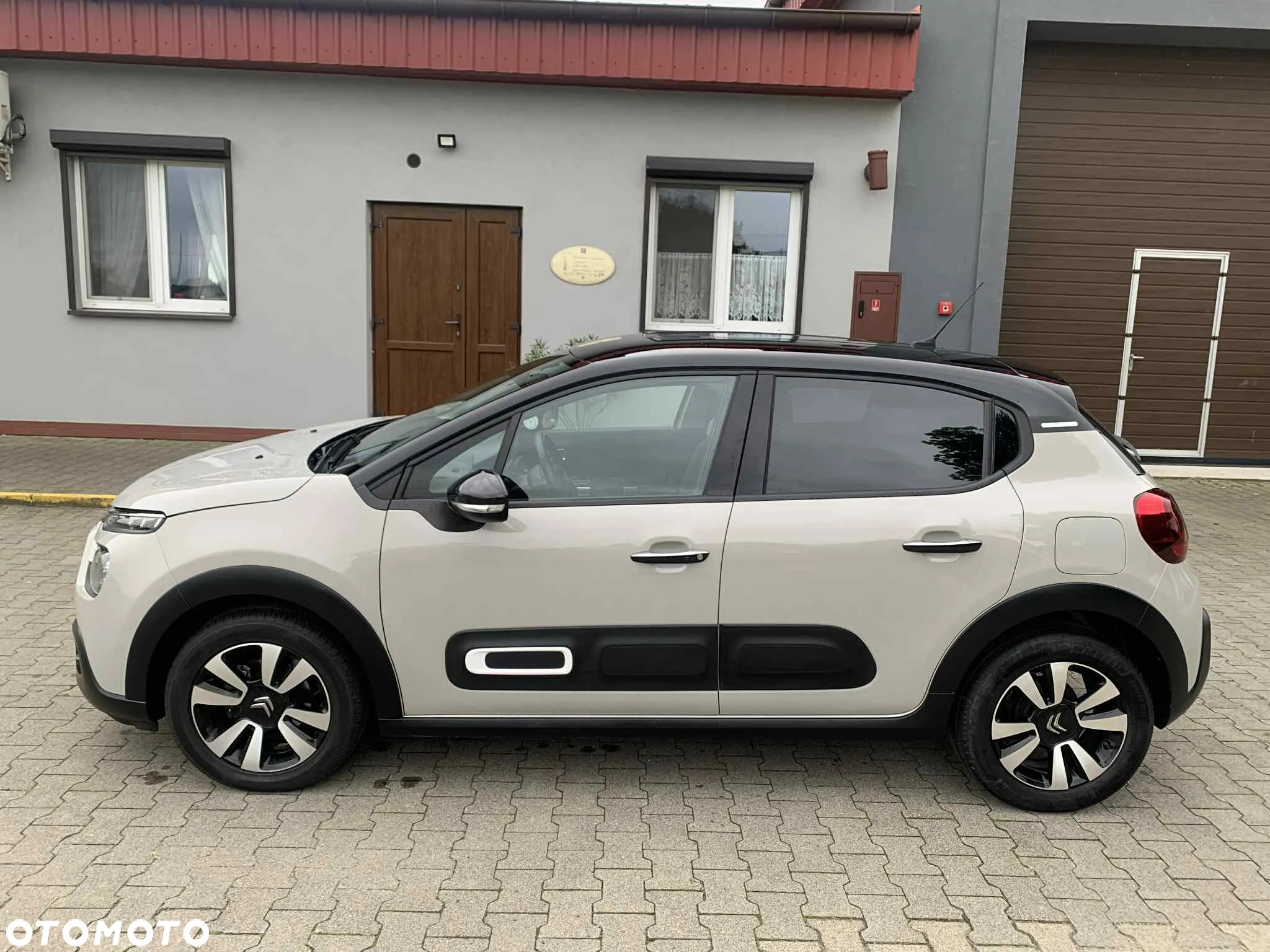Citroën C3 Pure Tech 82 SHINE - 29