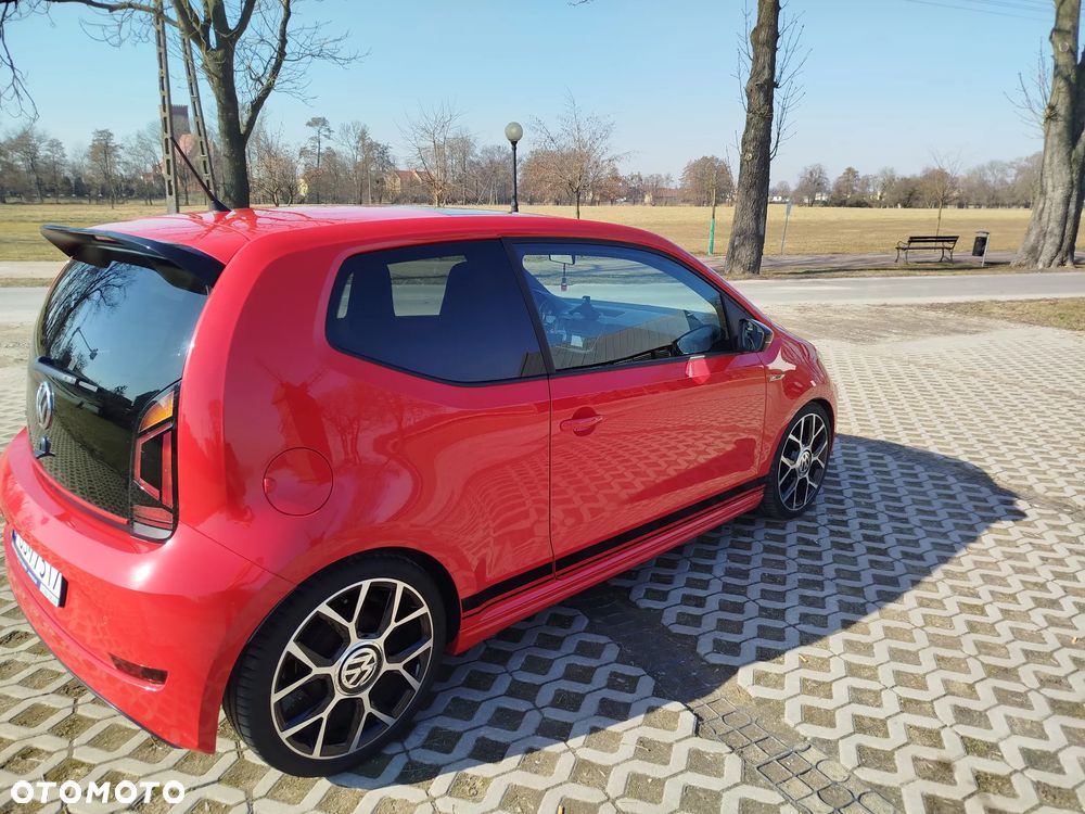 Volkswagen up! GTI - 2