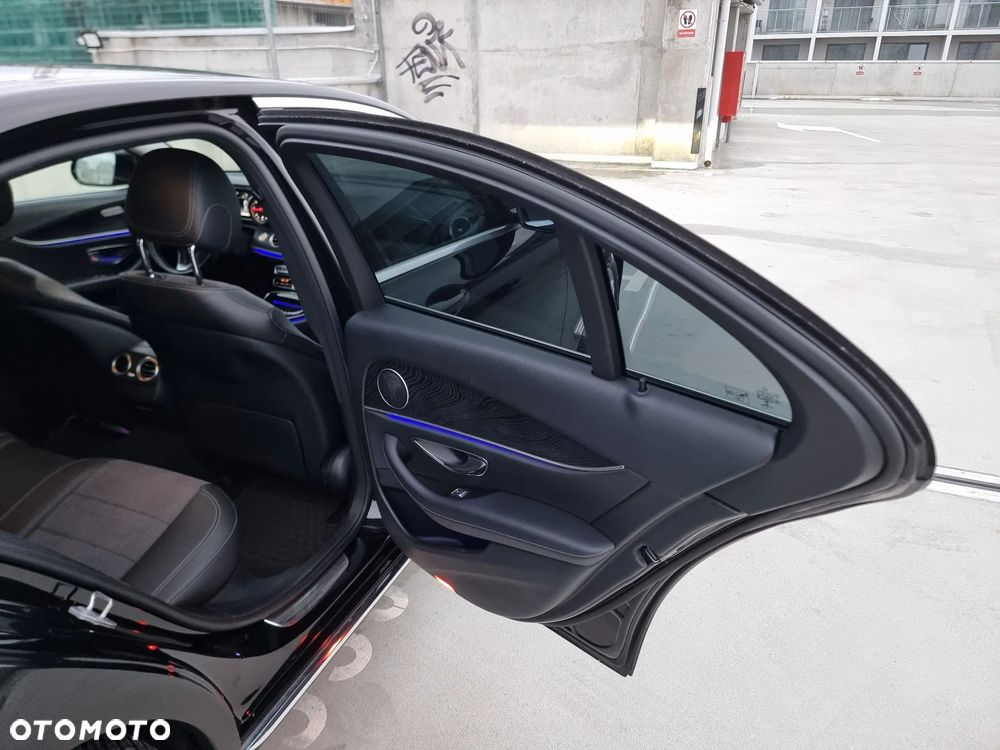 Mercedes-Benz Klasa E 220 d 9G-TRONIC Avantgarde - 12