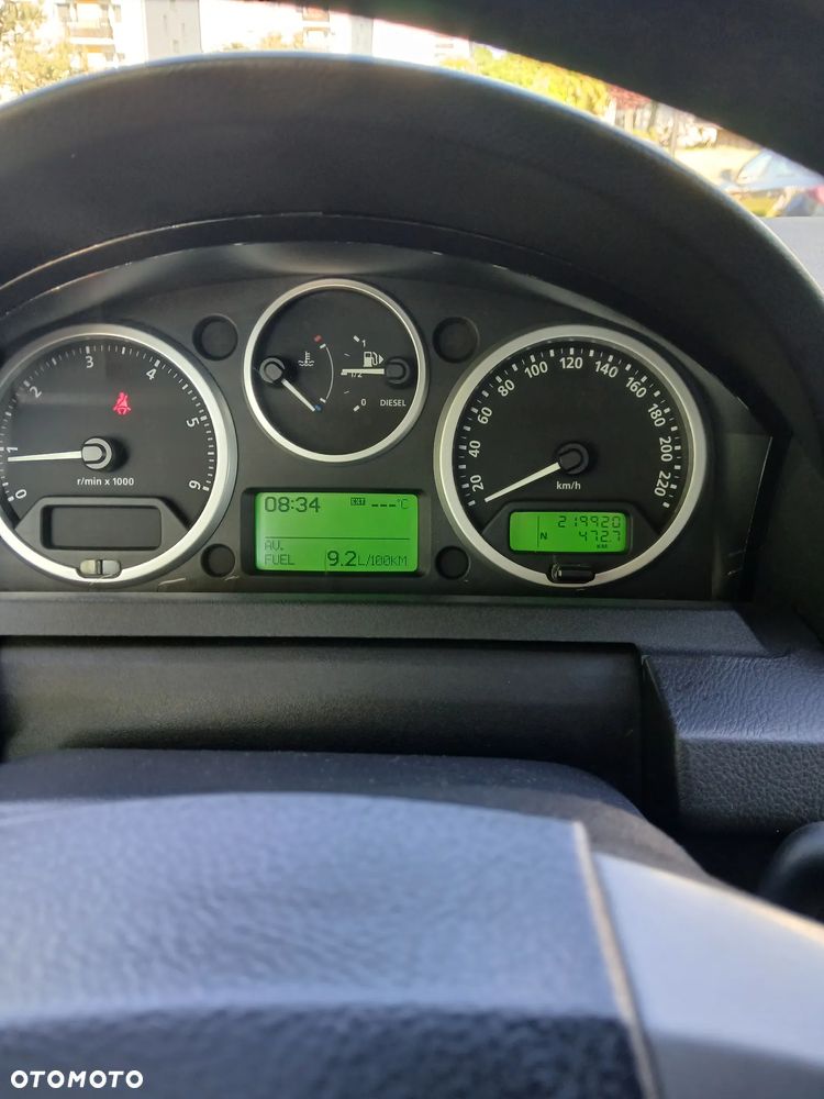 Land Rover Discovery 2.7D V6 S - 9