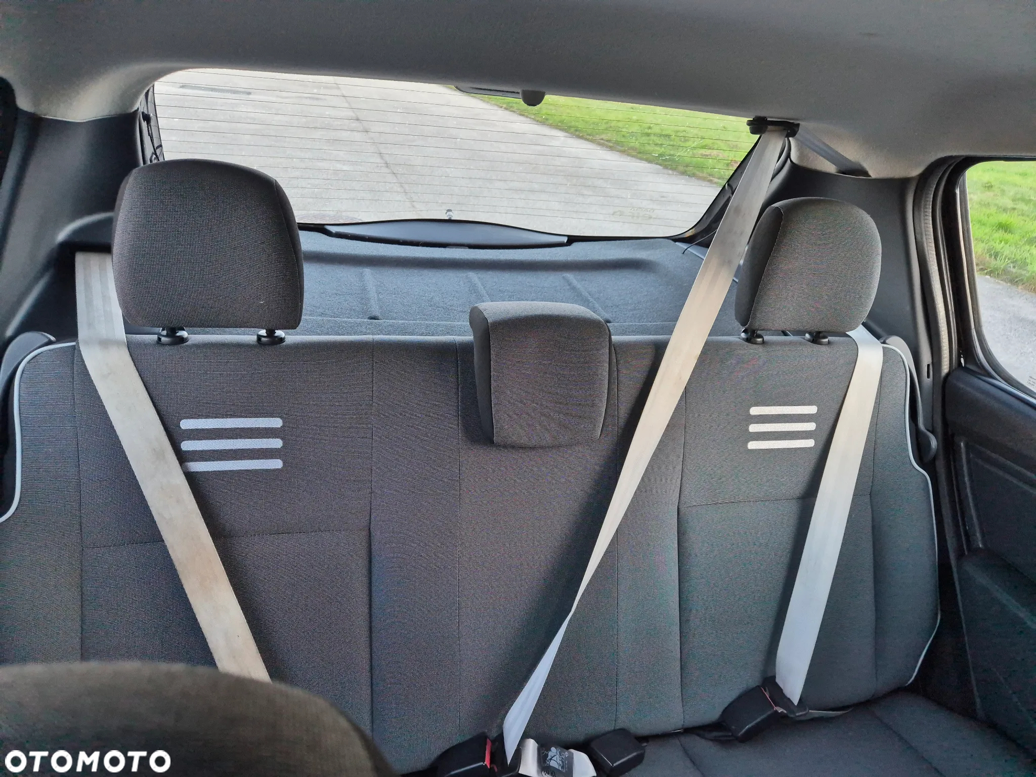 Dacia Sandero 1.2 16V - 13