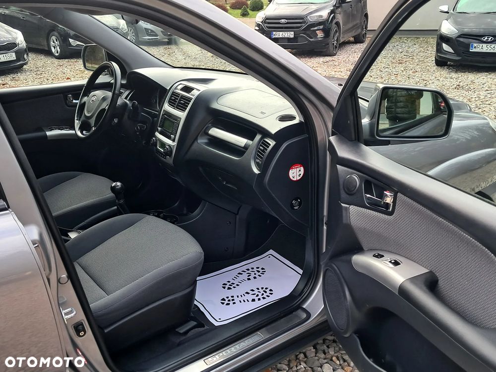 Kia Sportage 2.0 2WD Champ - 19