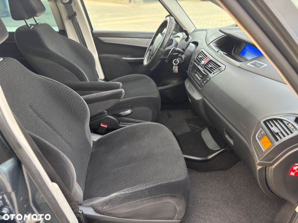 Citroën C4 Picasso - 23