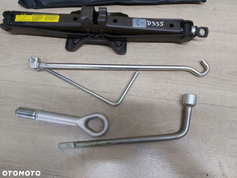 Toyota Rav4 II III lewarek podnośnik pokrętka klucz etui komplet - 16