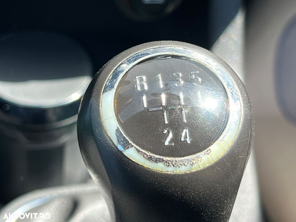 Opel Corsa 1.4 Cosmo - 32