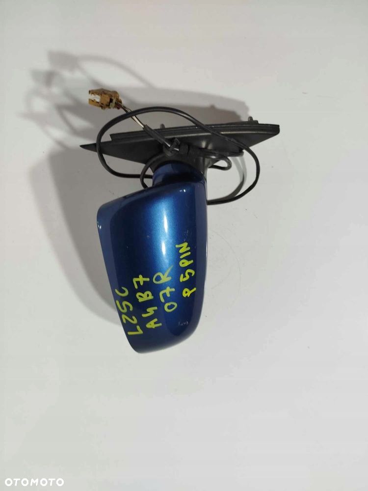 LUSTERKO PRAWE PRZEDNIE AUDI A4 B7 04-08 LZ5C 5 PIN - 3