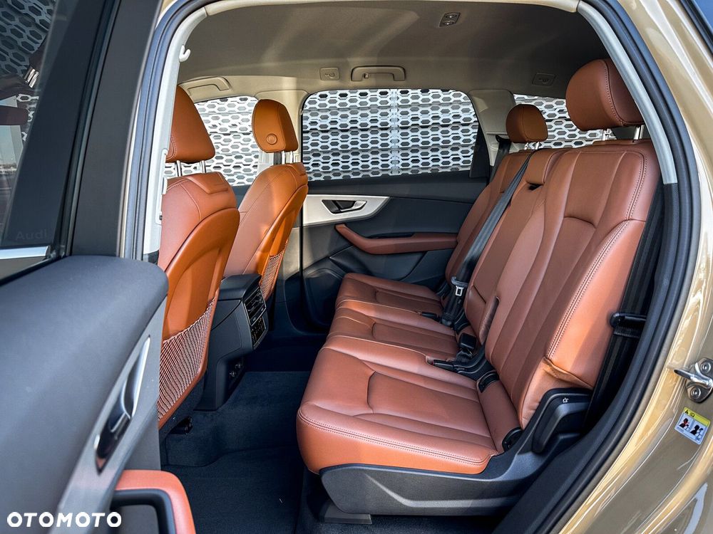 Audi Q7 - 32