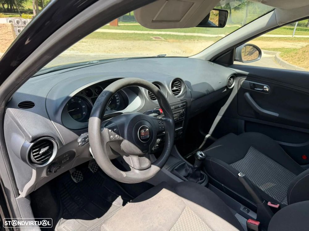 SEAT Ibiza - 3