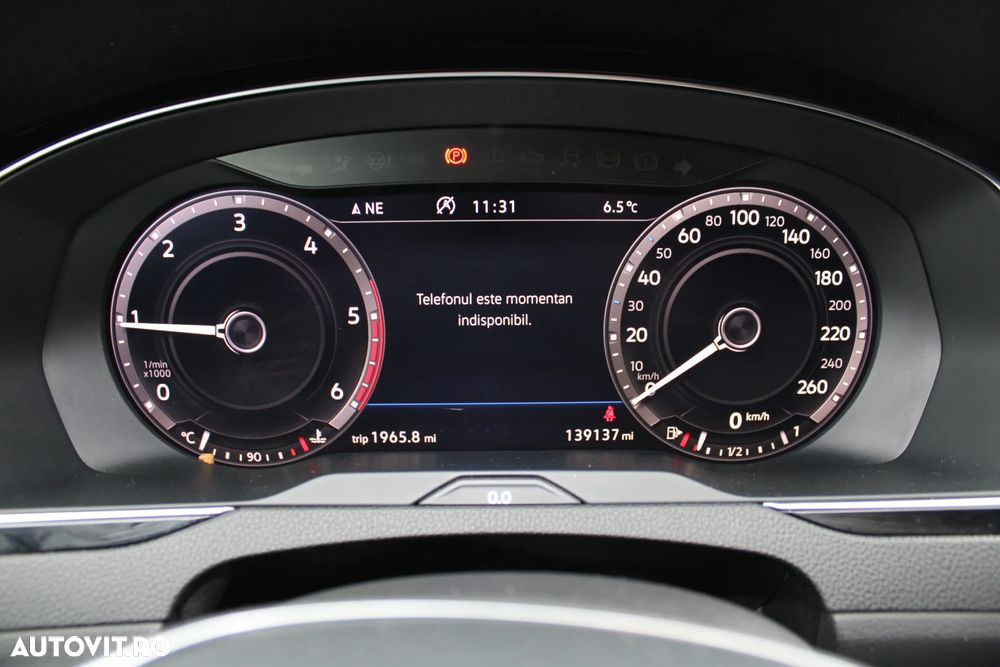 Volkswagen Passat Alltrack 2.0 TDI 4Motion - 11