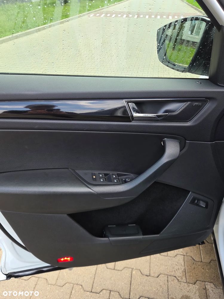 Skoda Kodiaq 2.0 TSI 4x4 Active DSG - 10