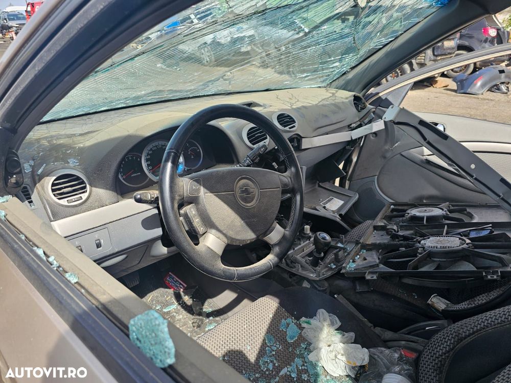 Rampa injectoare 1.4 benzina Chevrolet Lacetti 1 [2004 - 2013] 1.4 be - 8