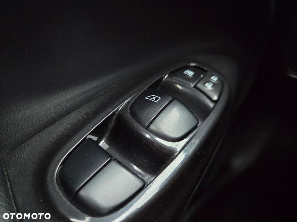 Nissan Juke 1.5 dCi Tekna EU6 - 29