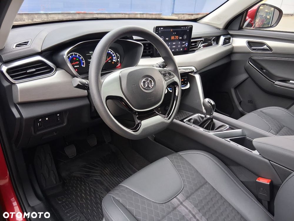 BAIC 3 1.5T Luxury - 14