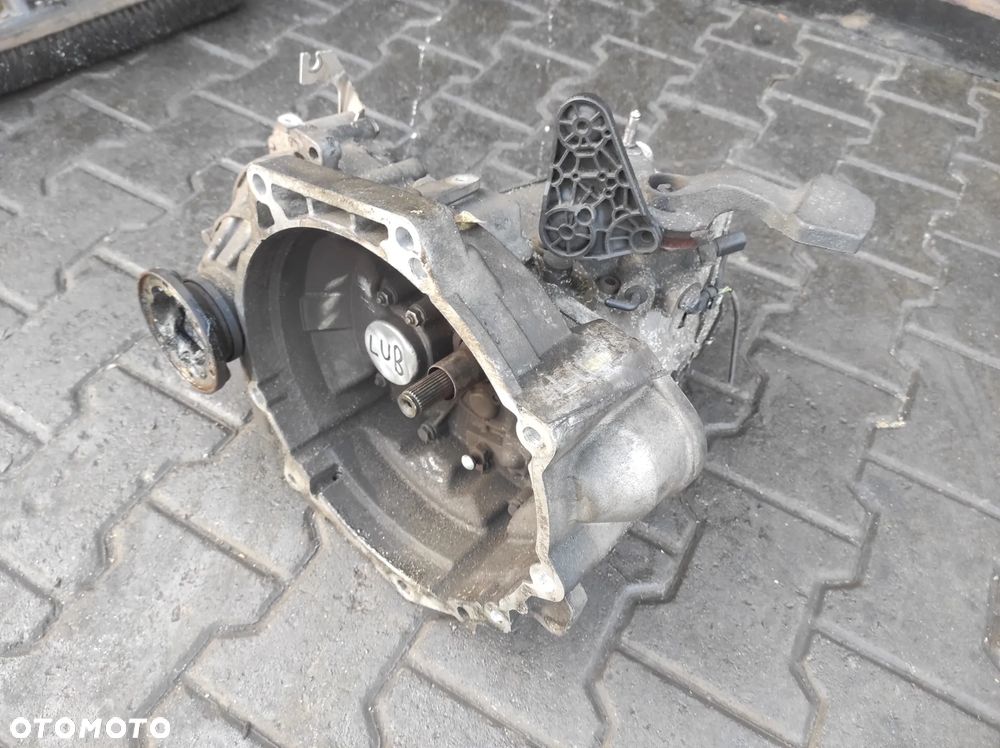 SKRZYNIA BIEGÓW GOLF 6  LUB 5 BIEGÓW 1.6 TDI SPRAWNA GWARANCJA VW AUDI SEAT SKODA WYSYŁKA !!! - 1
