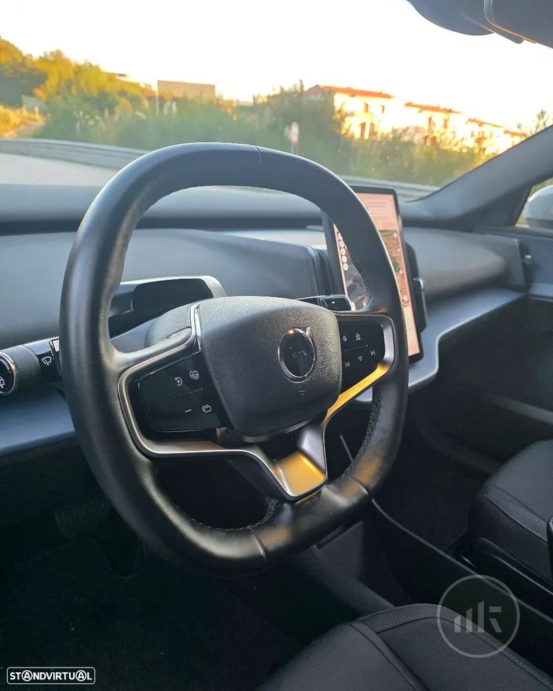 Volvo EX30 - 16
