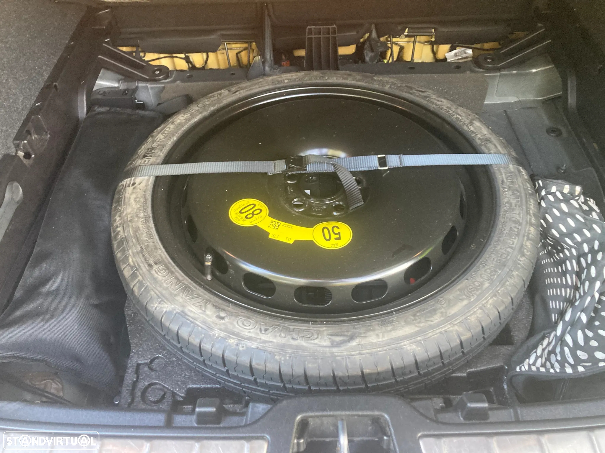 Volvo XC 40 1.5 T4 PHEV R-Design - 14