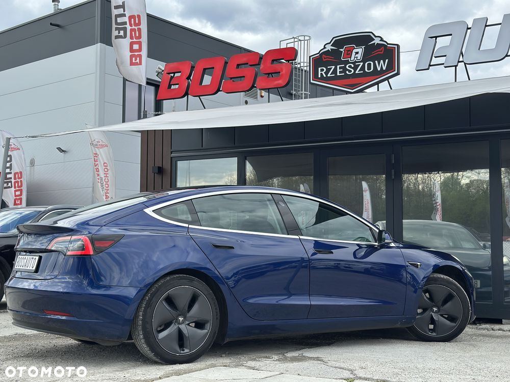 Tesla Model 3 Standard Reichweite Plus Hinterradantrieb - 7