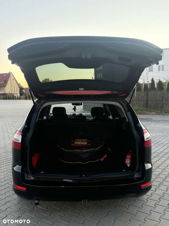 Ford Mondeo 2.0 Titanium - 16