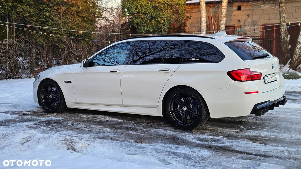 BMW Seria 5 535d xDrive - 28