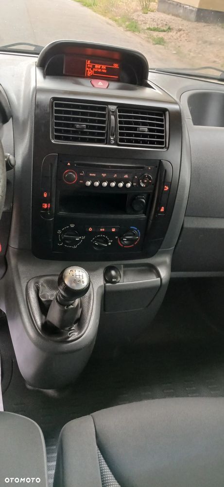 Peugeot Expert - 8