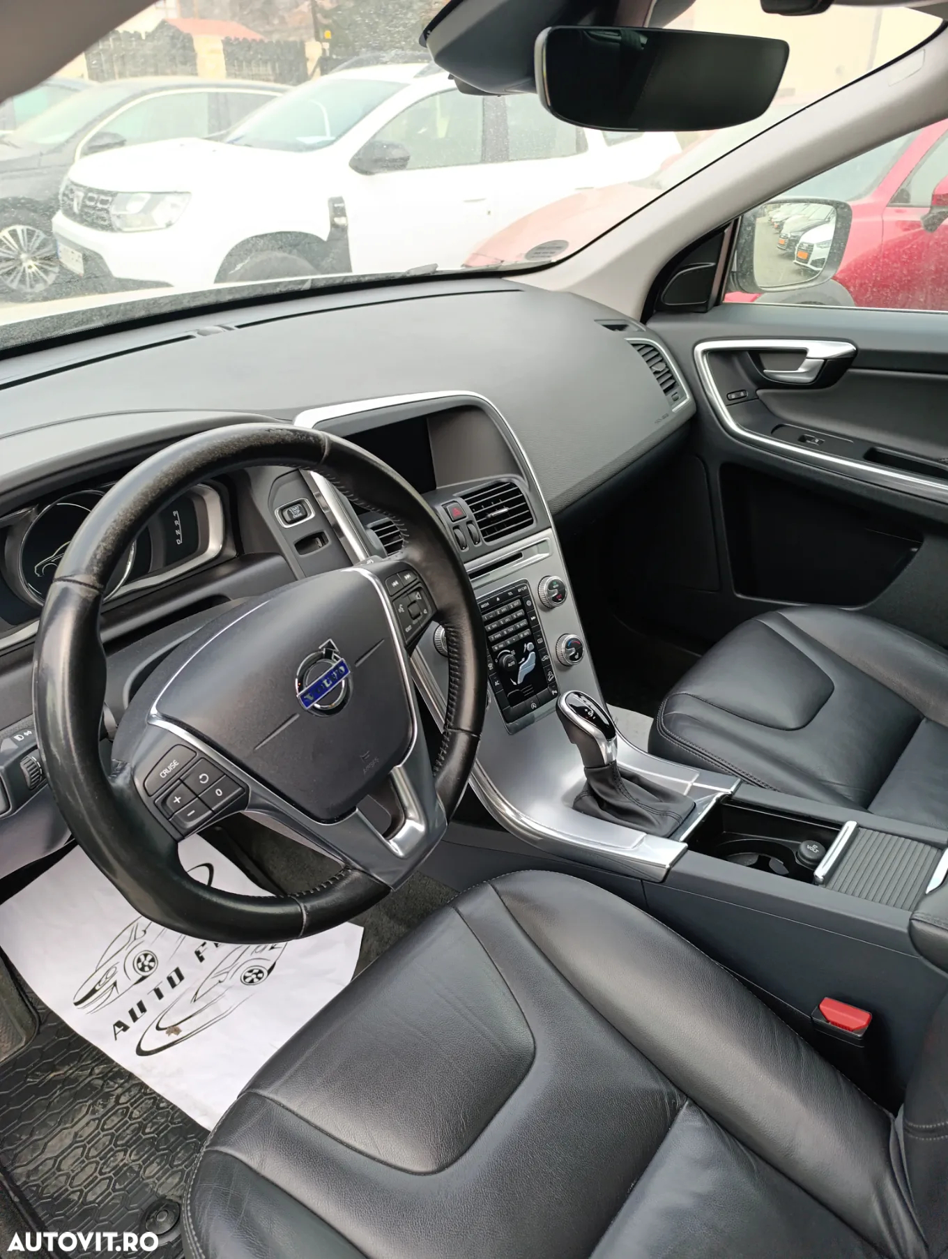 Volvo XC 60 D4 AWD Geartronic Summum - 5