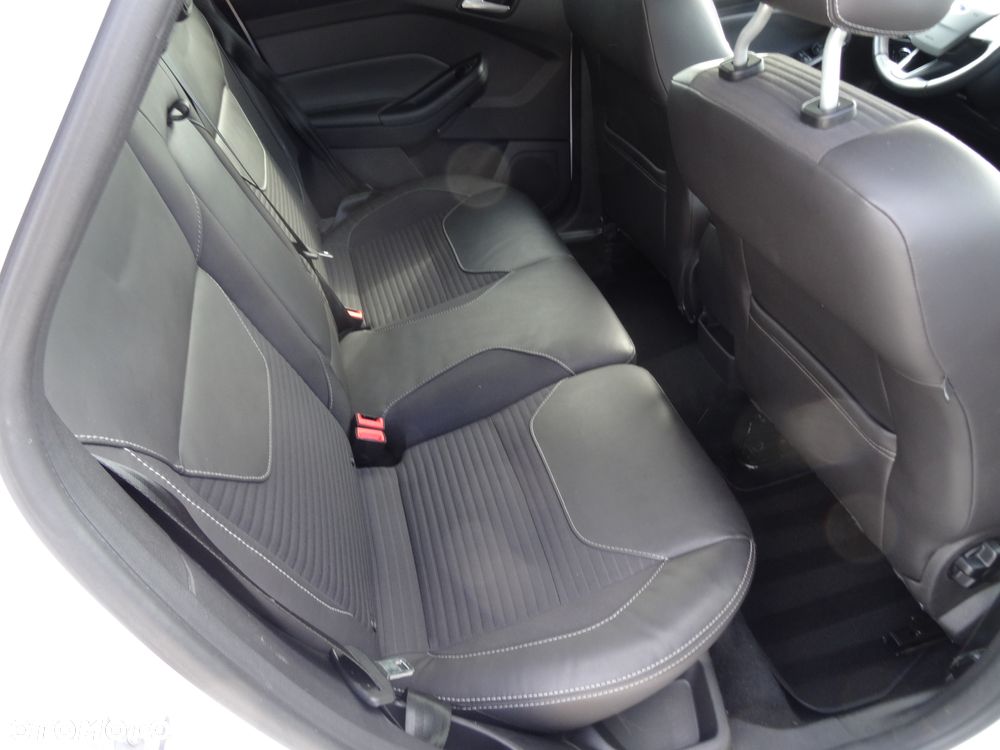 Ford Focus - 14
