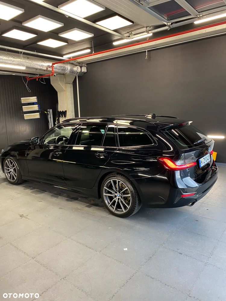BMW Seria 3 320d - 20