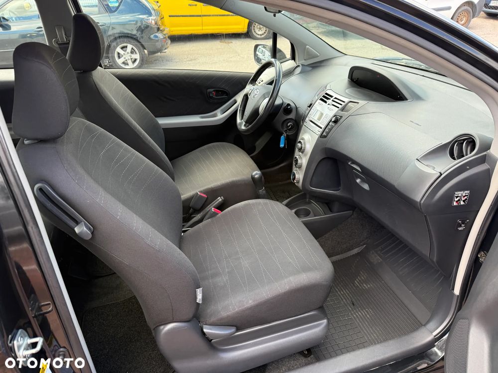 Toyota Yaris 1.0 VVT-i Sol - 20