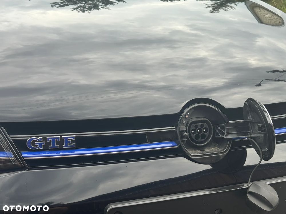 Volkswagen Golf - 30