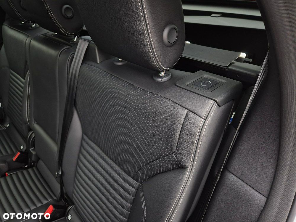 Land Rover Discovery - 34