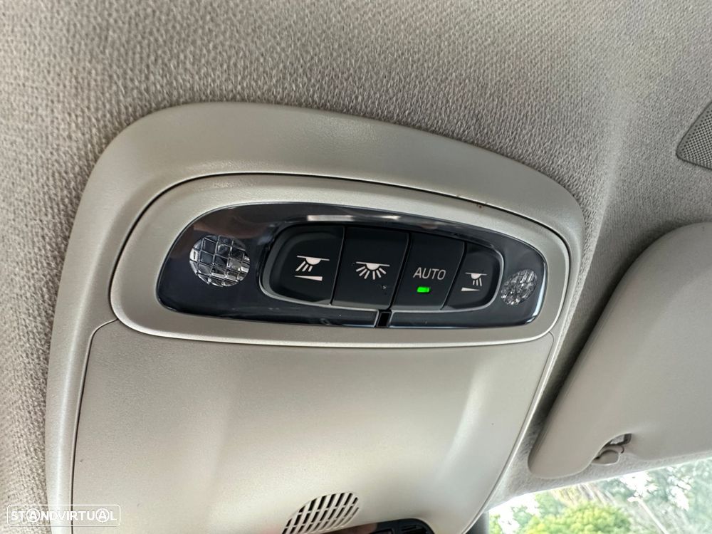 Volvo XC 40 1.5 T5 PHEV Momentum - 25