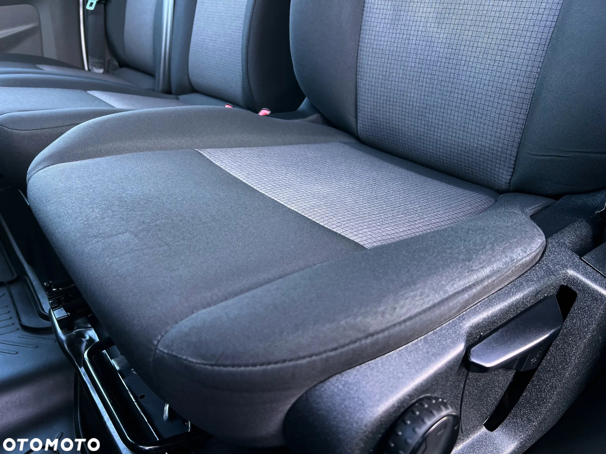 Ford Transit L2H2 Furgon Blaszak Lift Salon PL, Jeden Właściciel - 8