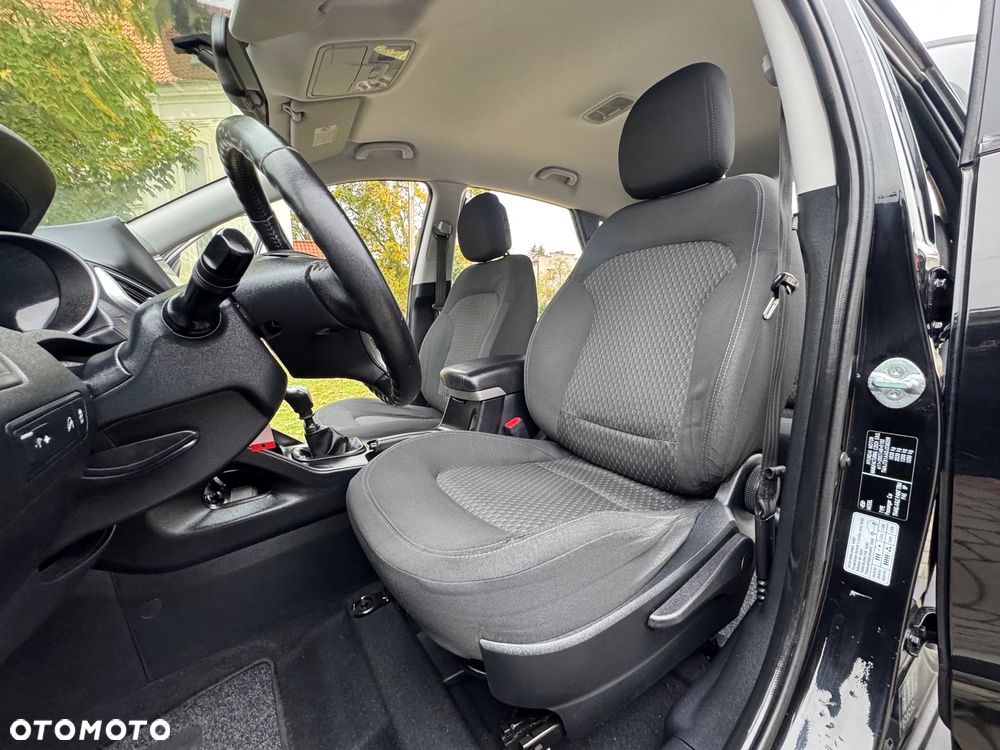 Hyundai ix35 - 25