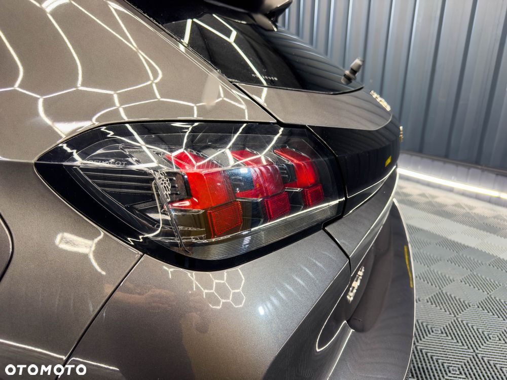 Peugeot 208 1.2 PureTech Active S&S EAT8 - 30