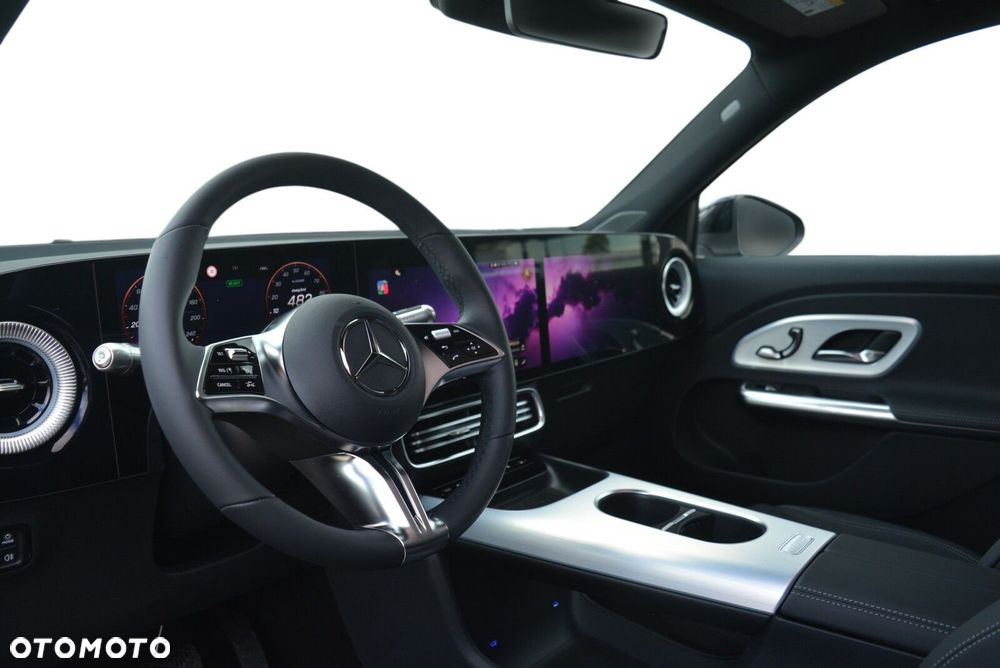 Mercedes-Benz GLB 250+ EQ 85kWh - 8