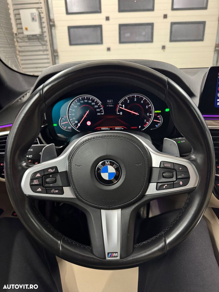 BMW Seria 5 520i Aut. M Sport Edition - 3