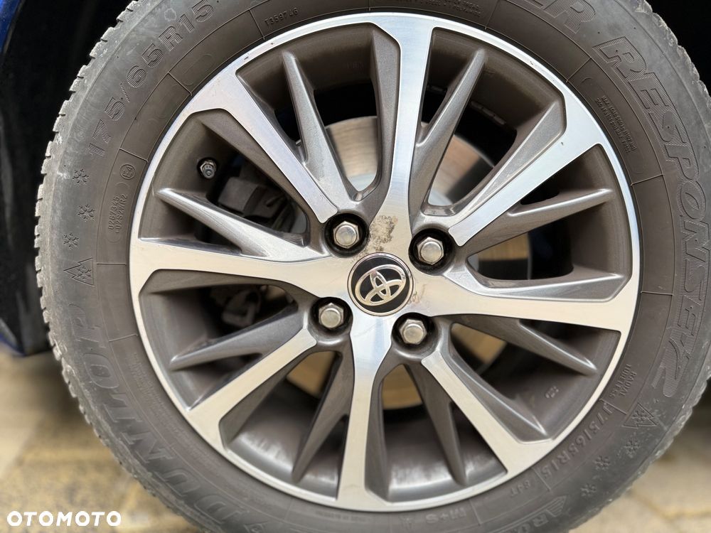 Toyota Yaris - 17