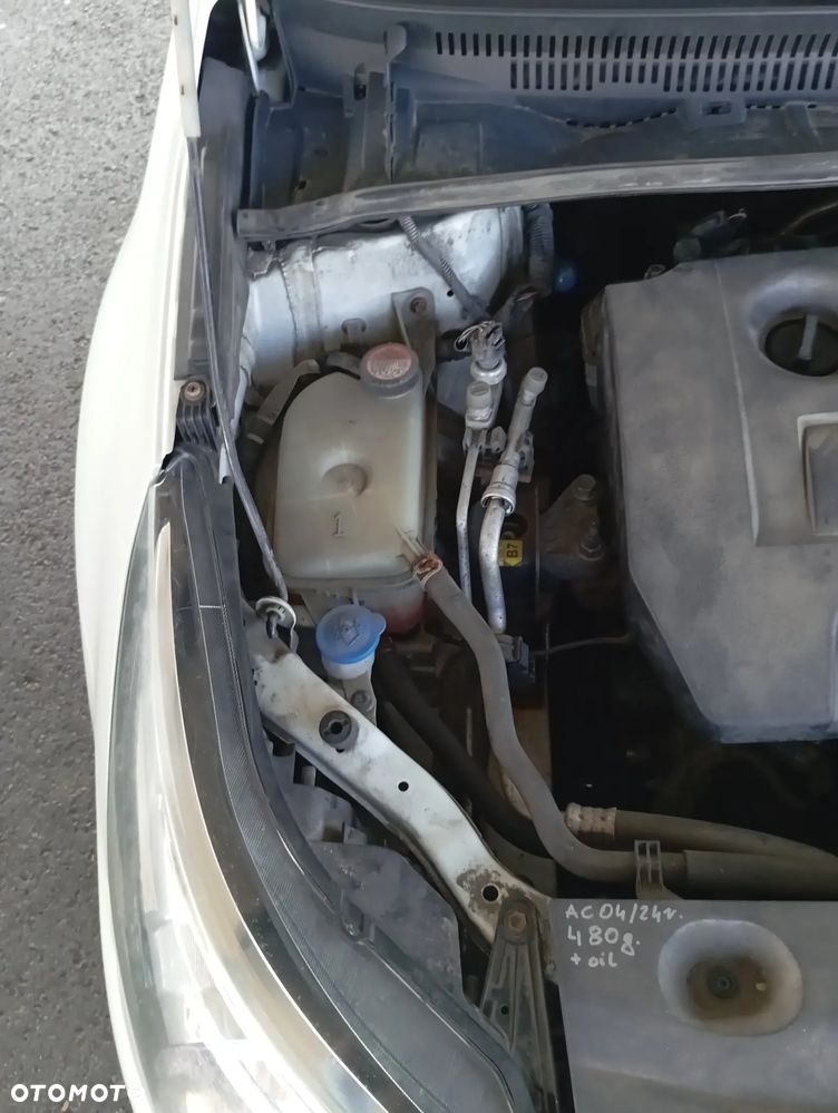 Toyota Avensis - 19